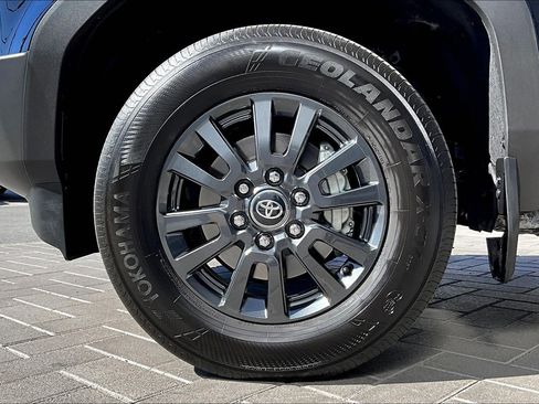 Used 2025 Toyota Land Cruiser 1958 image 9