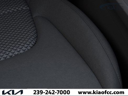 New 2026 Kia Sportage S image 24