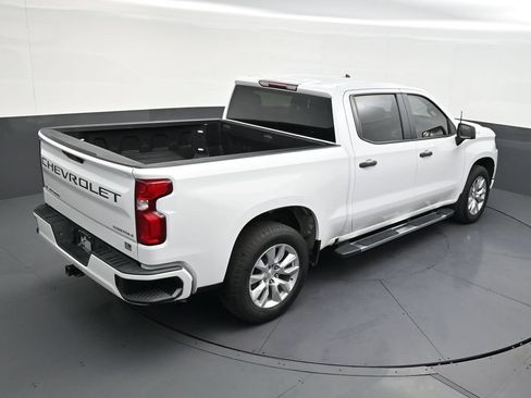 Used 2021 Chevrolet Silverado 1500 Custom w/ Custom Max Trailering Package AWD/4WD image 15