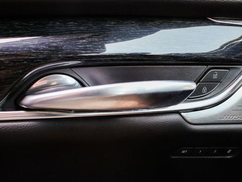 Used 2021 Cadillac XT5 Premium Luxury image 10