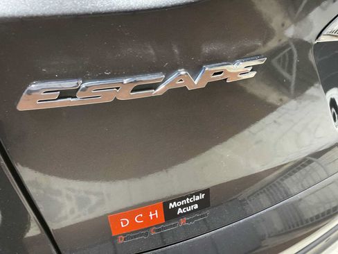 Used 2016 Ford Escape Titanium AWD/4WD image 7