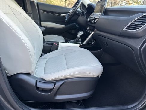 Used 2021 Kia Seltos SX w/ SX Sunroof Package image 15