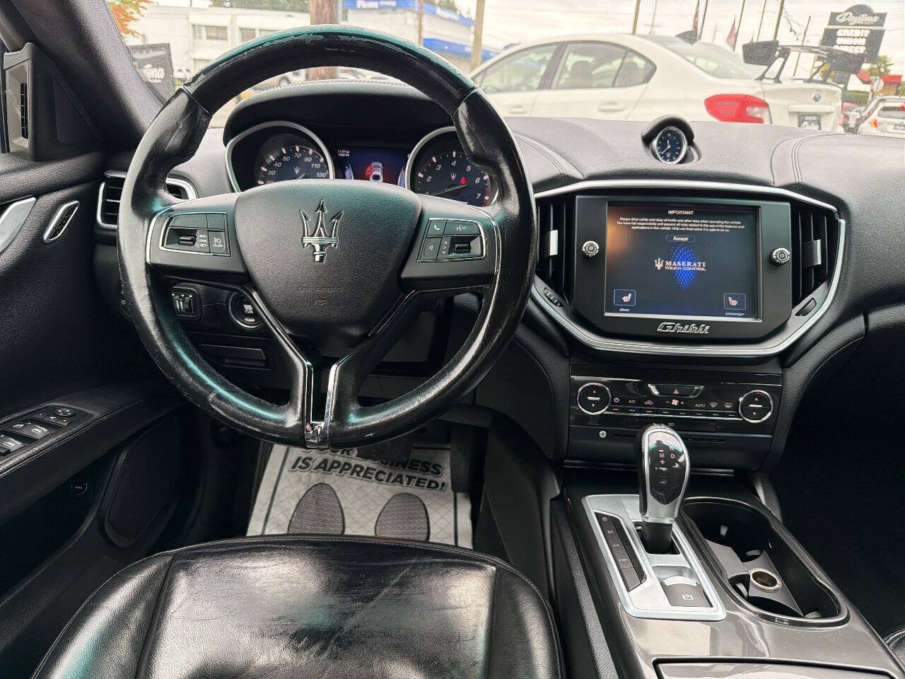 Used 2016 Maserati Ghibli S RWD image 24