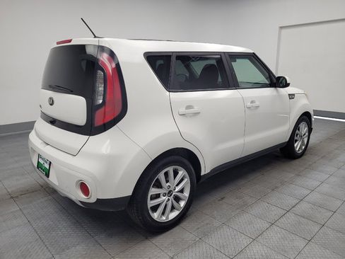 Used 2018 Kia Soul + w/ Audio Package FWD image 9