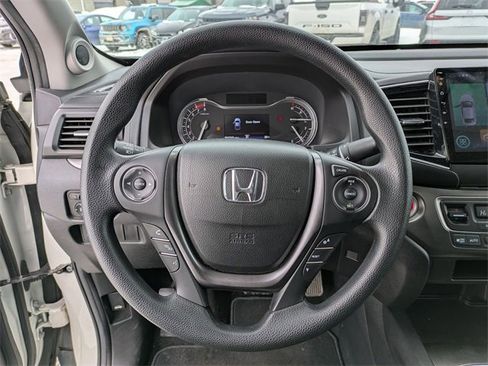 Used 2019 Honda Ridgeline Sport image 9