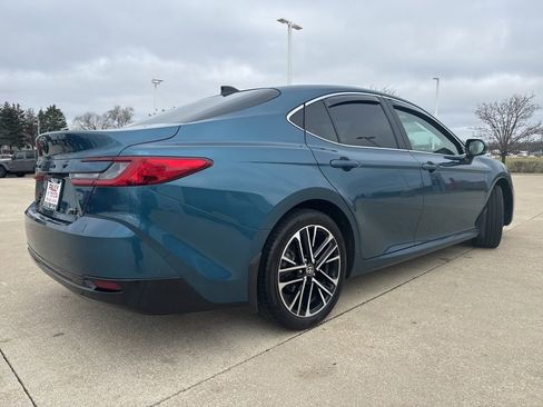 Certified 2025 Toyota Camry XLE image 3