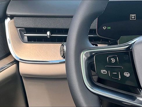 New 2026 Volvo EX90 Plus image 24