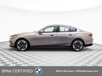 Certified 2025 BMW 540i xDrive video 2