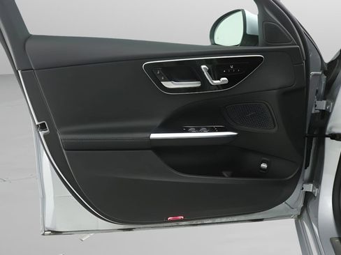 Certified 2024 Mercedes-Benz C 300 Sedan image 17