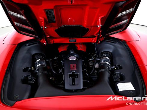 Used 2019 Ferrari 488 Spider RWD image 27