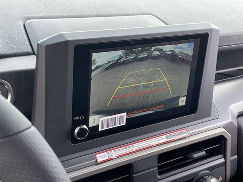 New 2026 Toyota 4Runner SR5 AWD/4WD image 16