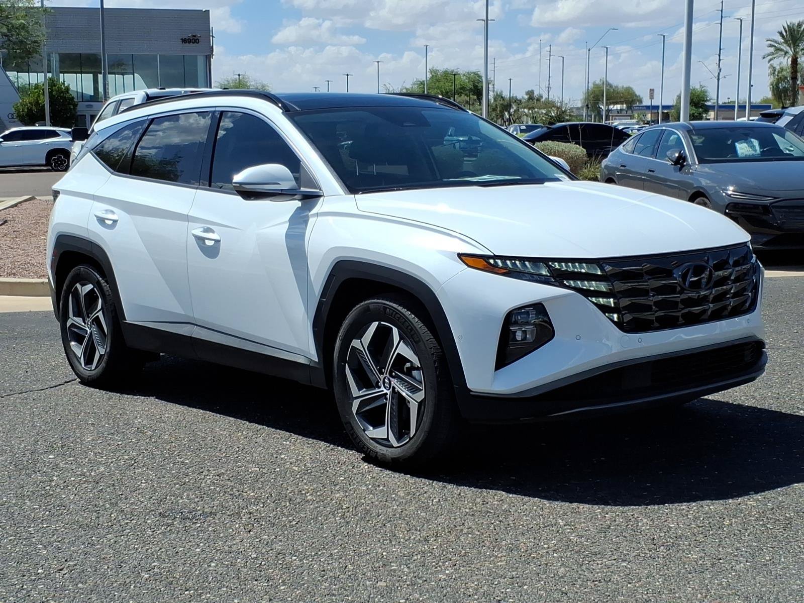 Used 2023 Hyundai Tucson Limited FWD image 1