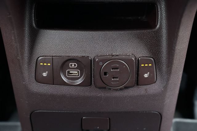 Used 2018 Kia Sedona SX Limited FWD image 47