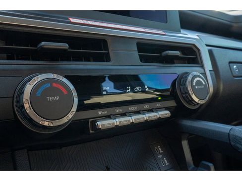 Used 2025 Toyota 4Runner SR5 image 23