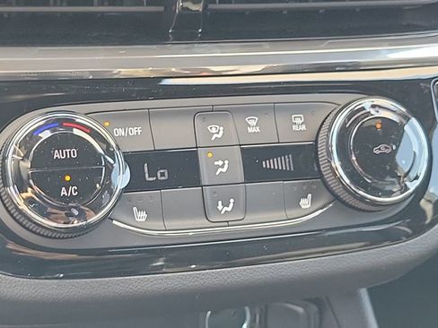 New 2026 Buick Envista Sport Touring w/ Convenience I Package FWD image 22