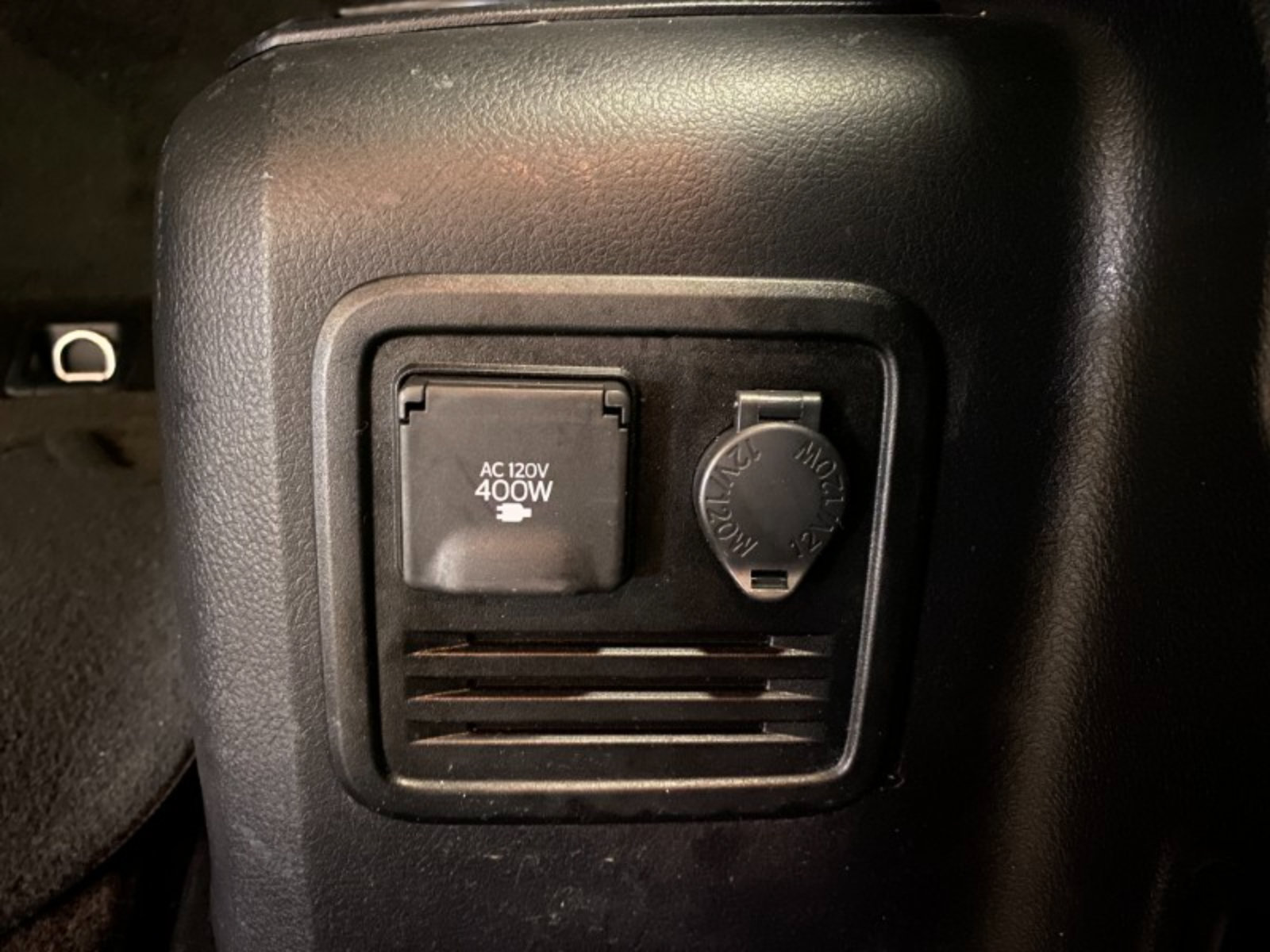 Used 2019 Toyota 4Runner SR5 AWD/4WD image 38