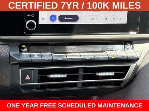 Used 2025 Toyota Camry LE FWD image 21