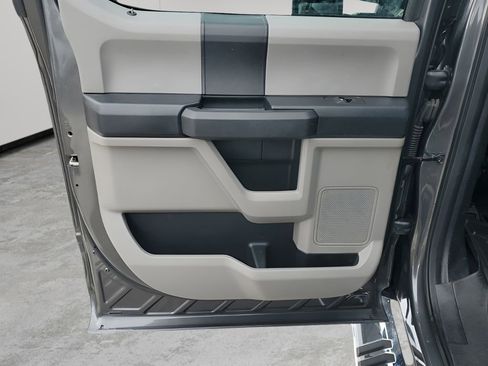 Used 2019 Ford F250 XL w/ STX Appearance Package image 17