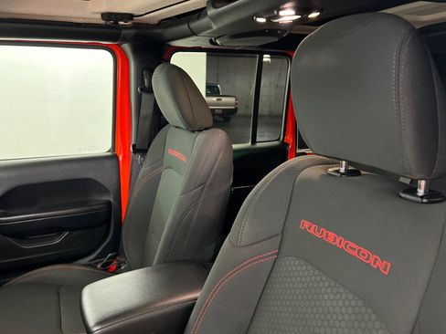 Used 2019 Jeep Wrangler Unlimited Rubicon image 16