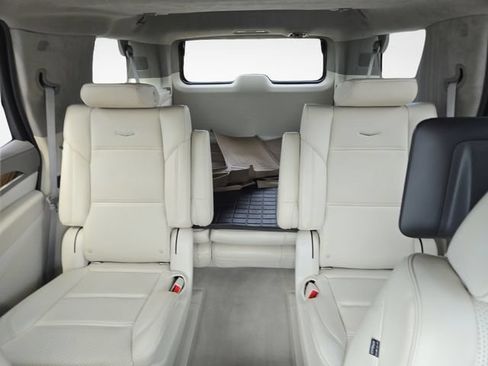 Used 2021 Cadillac Escalade Premium Luxury Platinum AWD/4WD image 36