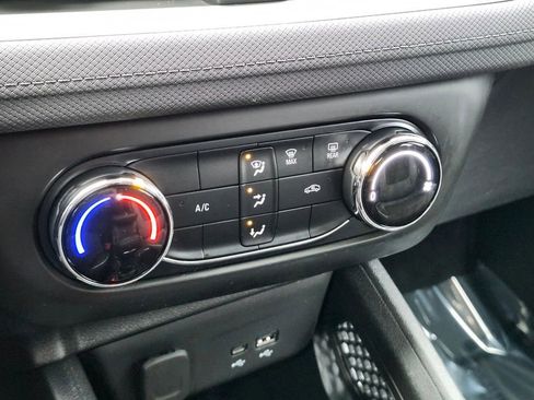 Used 2024 Chevrolet TrailBlazer LS w/ LS Convenience Package FWD image 20