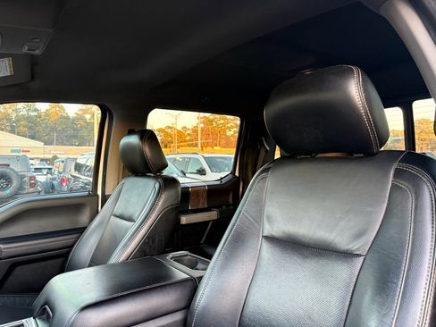 Used 2019 Ford F250 Lariat w/ Chrome Package image 15