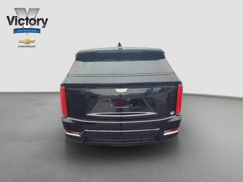 Used 2025 Cadillac Escalade IQ Sport 2 w/ LPO, ONYX Package AWD/4WD image 6