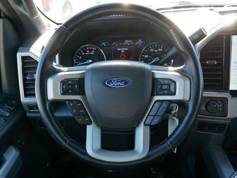 Certified 2022 Ford F250 Lariat w/ Chrome Package image 18