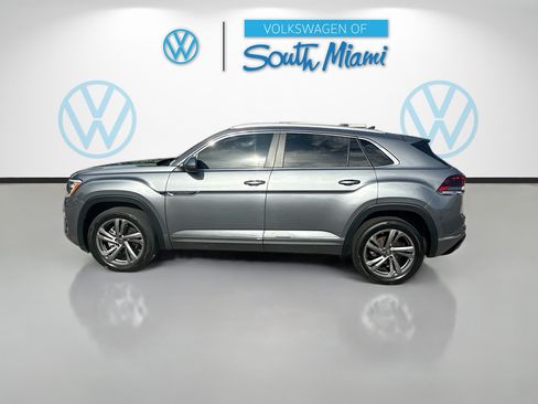 Certified 2024 Volkswagen Atlas Cross Sport SEL R-Line AWD/4WD image 4