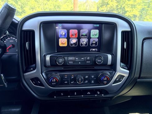Used 2017 GMC Sierra 1500 SLT w/ Suspension Package, Off-Road AWD/4WD image 21