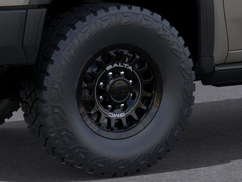 New 2026 GMC Sierra 2500 AT4X w/ AT4X AEV Edition AWD/4WD image 9