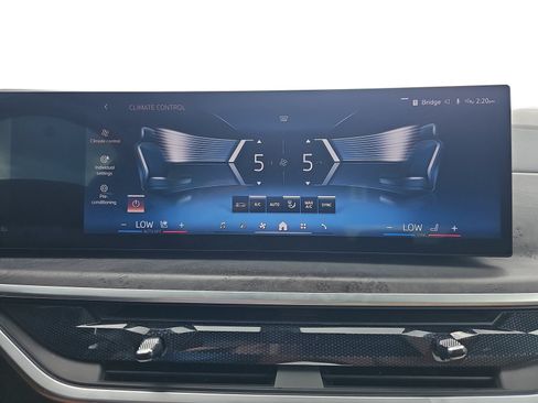 Used 2024 BMW X5 xDrive40i AWD/4WD image 21