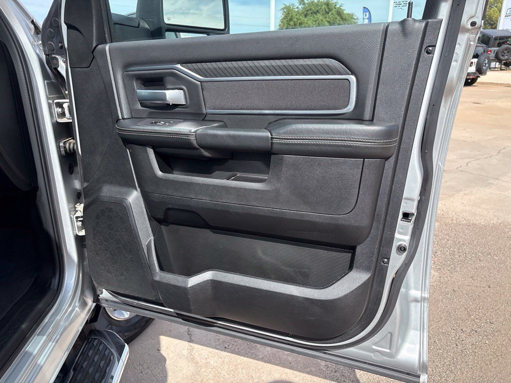 Used 2026 RAM 2500 Big Horn AWD/4WD image 25
