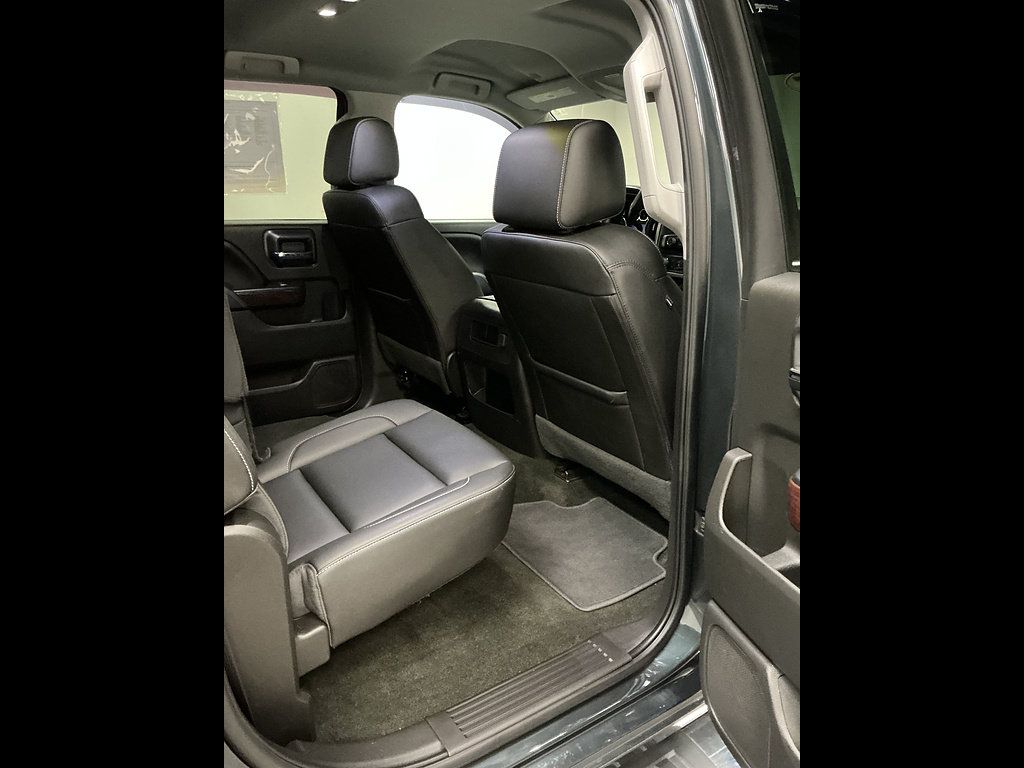 Used 2017 GMC Sierra 1500 SLT w/ SLT Premium Package AWD/4WD image 22