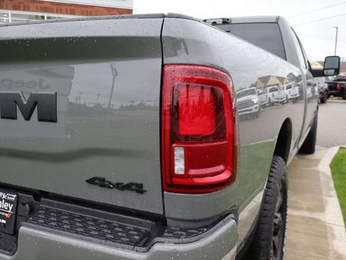 New 2026 RAM 3500 Laramie AWD/4WD image 46