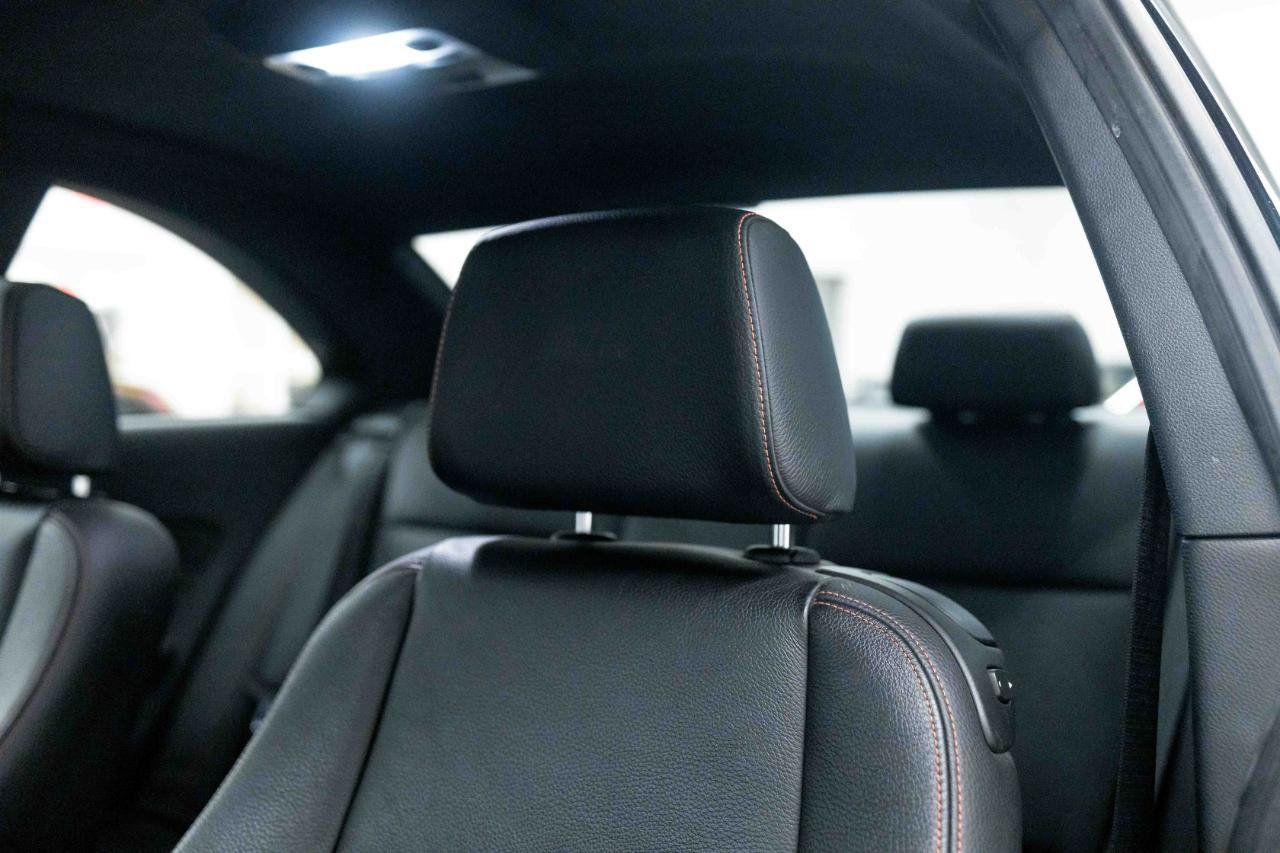 Used 2011 BMW 1 Series M RWD image 37