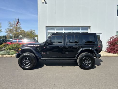 Certified 2025 Jeep Wrangler Unlimited Rubicon AWD/4WD image 2