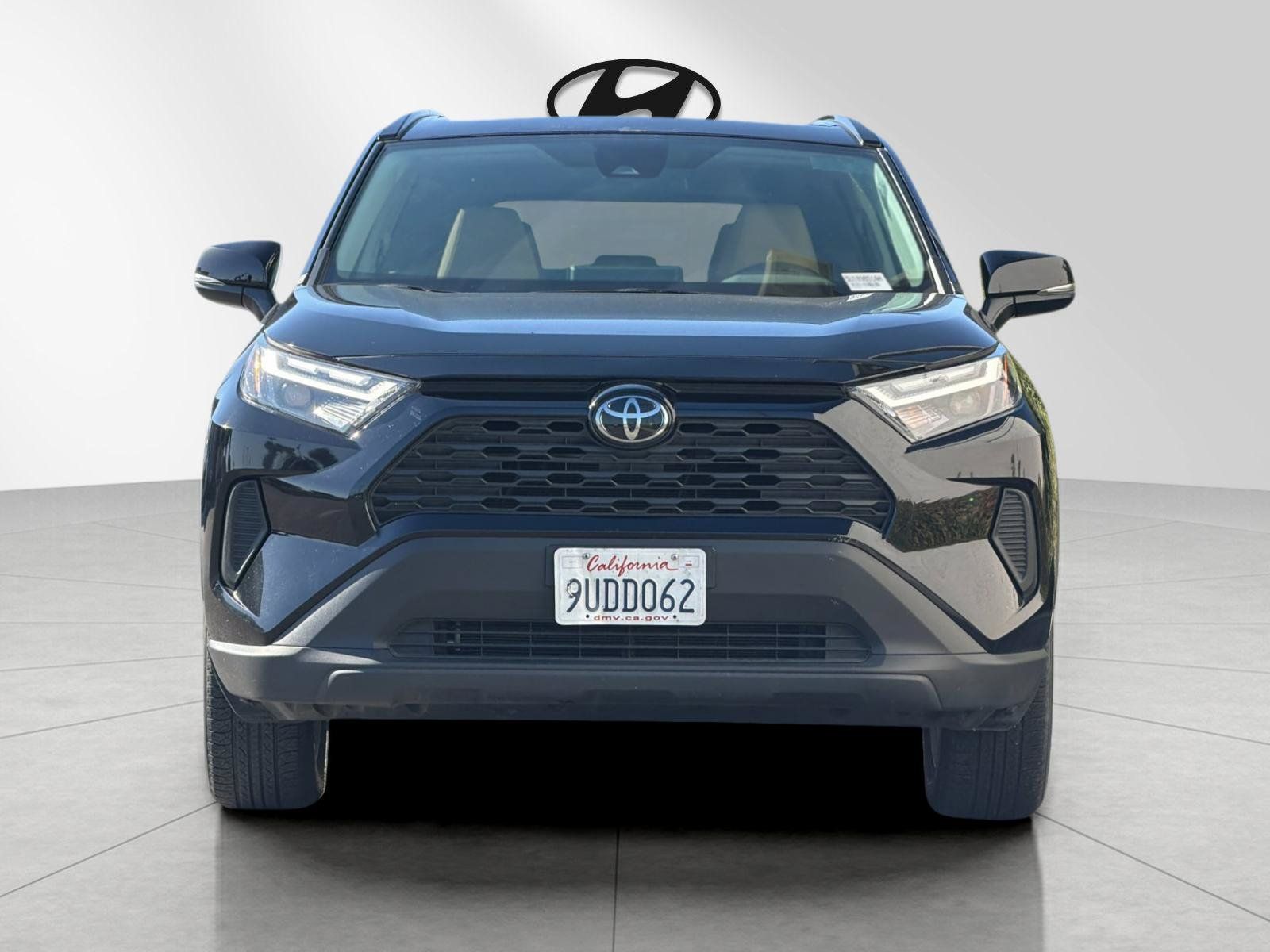 Used 2025 Toyota RAV4 XLE w/ Convenience Package AWD/4WD image 8