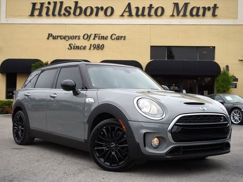 Used 2018 MINI Cooper Clubman S image 1