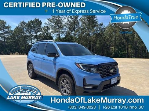 Used 2024 Honda Passport TrailSport image 1