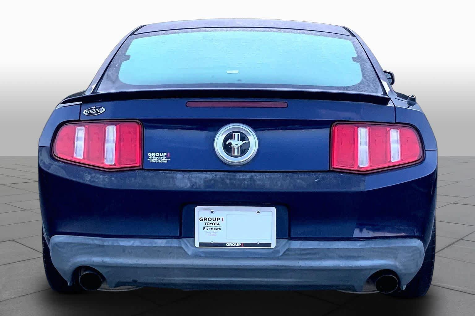 Used 2011 Ford Mustang Coupe w/ 101A Rapid Spec Order Code RWD image 4