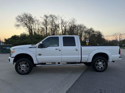 Used 2014 Ford F250 Platinum w/ Snow Plow Prep Package AWD/4WD image 4