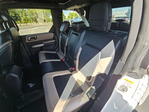 Used 2022 Ford Bronco Wildtrak AWD/4WD image 13
