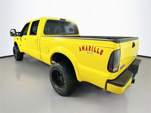 Used 2005 Ford F250 Lariat image 6