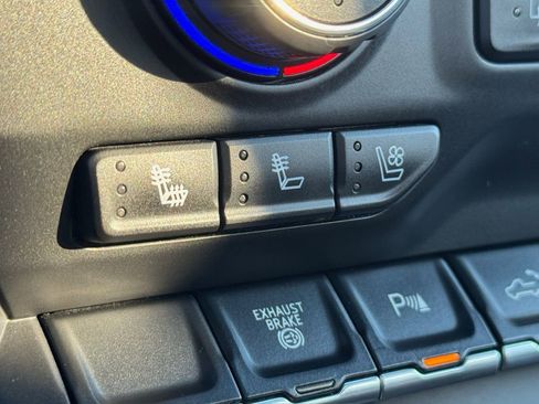 Used 2022 Chevrolet Silverado 2500 High Country image 39