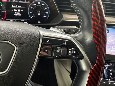 Used 2019 Audi e-tron Premium Plus image 20