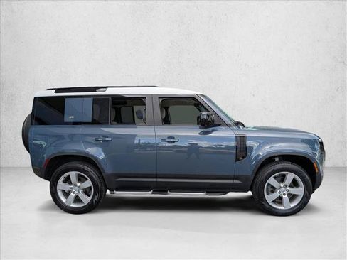 Certified 2023 Land Rover Defender 110 S AWD/4WD image 4