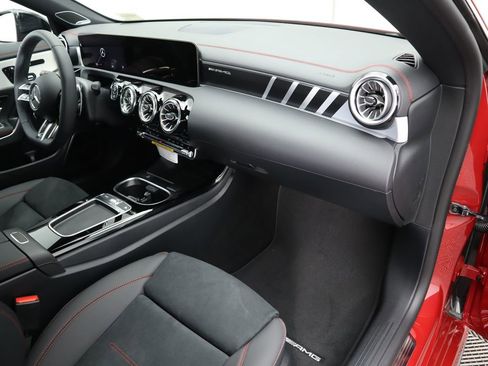 Certified 2025 Mercedes-Benz CLA 35 AMG 4MATIC image 18