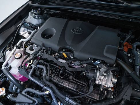 Certified 2026 Toyota Camry SE FWD image 14