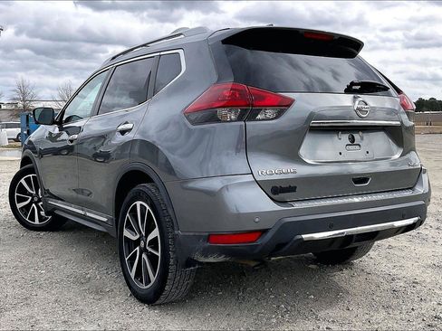 Certified 2019 Nissan Rogue SL w/ Premium Package image 4